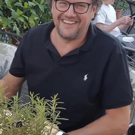 Semesterbostad Paradies Hella