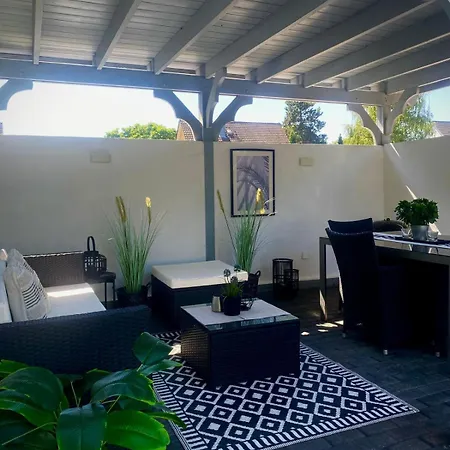 Paradies Hella * 基彭海姆