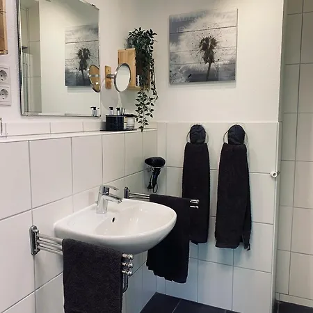 Paradies Hella * Kippenheim