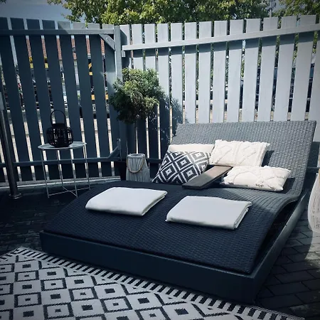 Paradies Hella 度假居 *